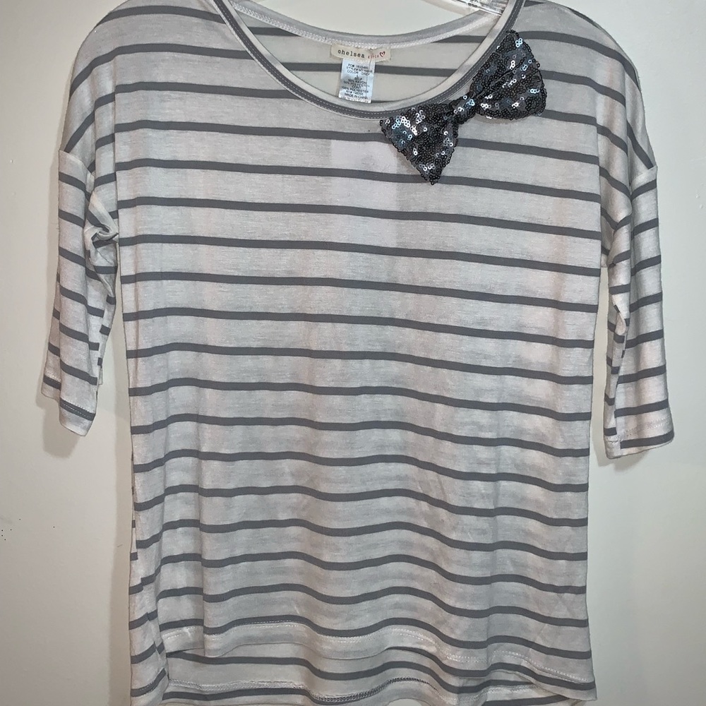“Chelsea Girls” Girls Striped tee 3/4 Sleeve NIP☘️